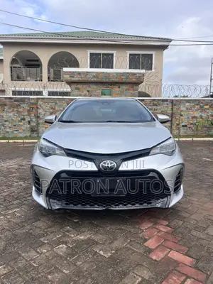 Toyota Corolla XSE (1.8L 4cyl 2A) 2019 Gray