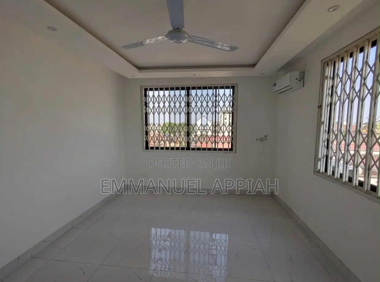 3bdrm Apartment in Achimota for rent