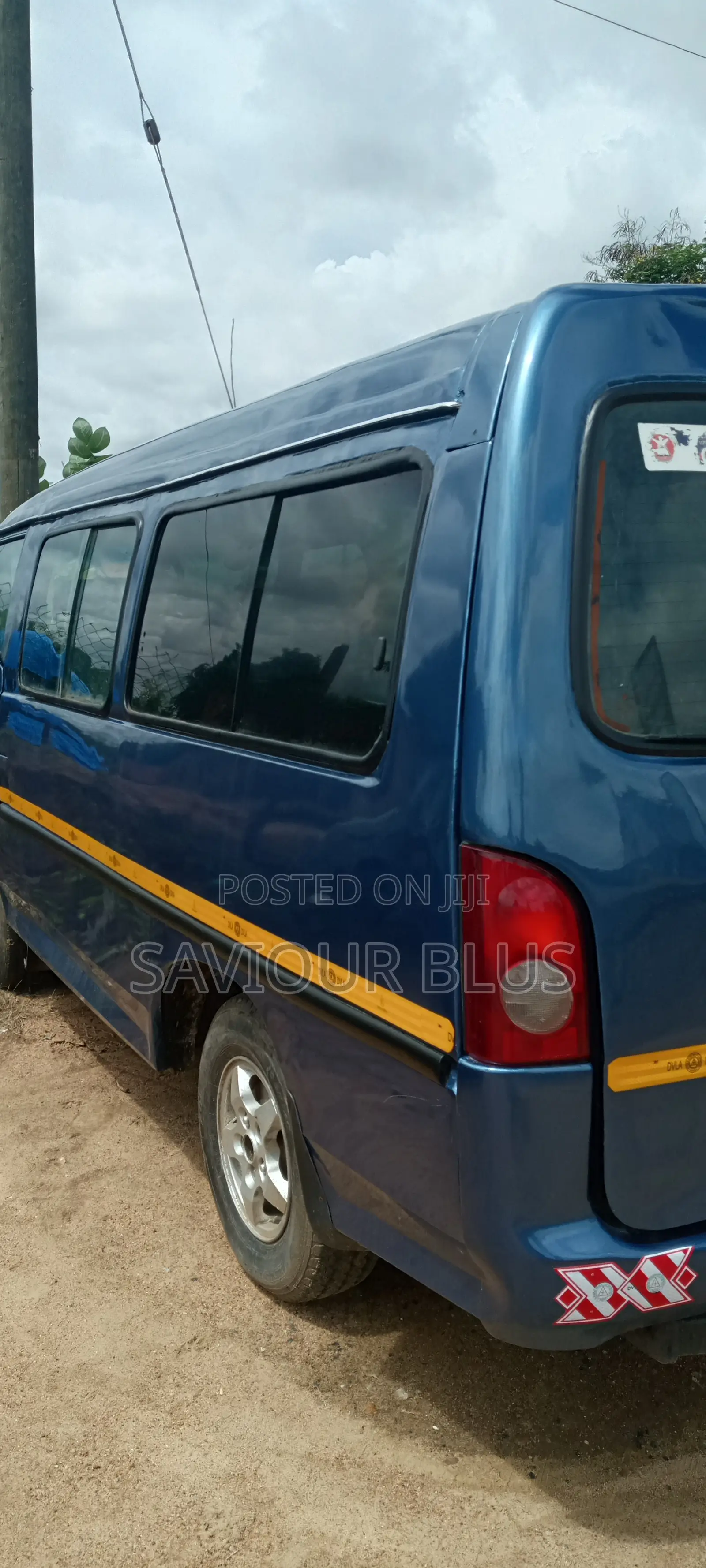 Hyundai H-100 2001 Blue