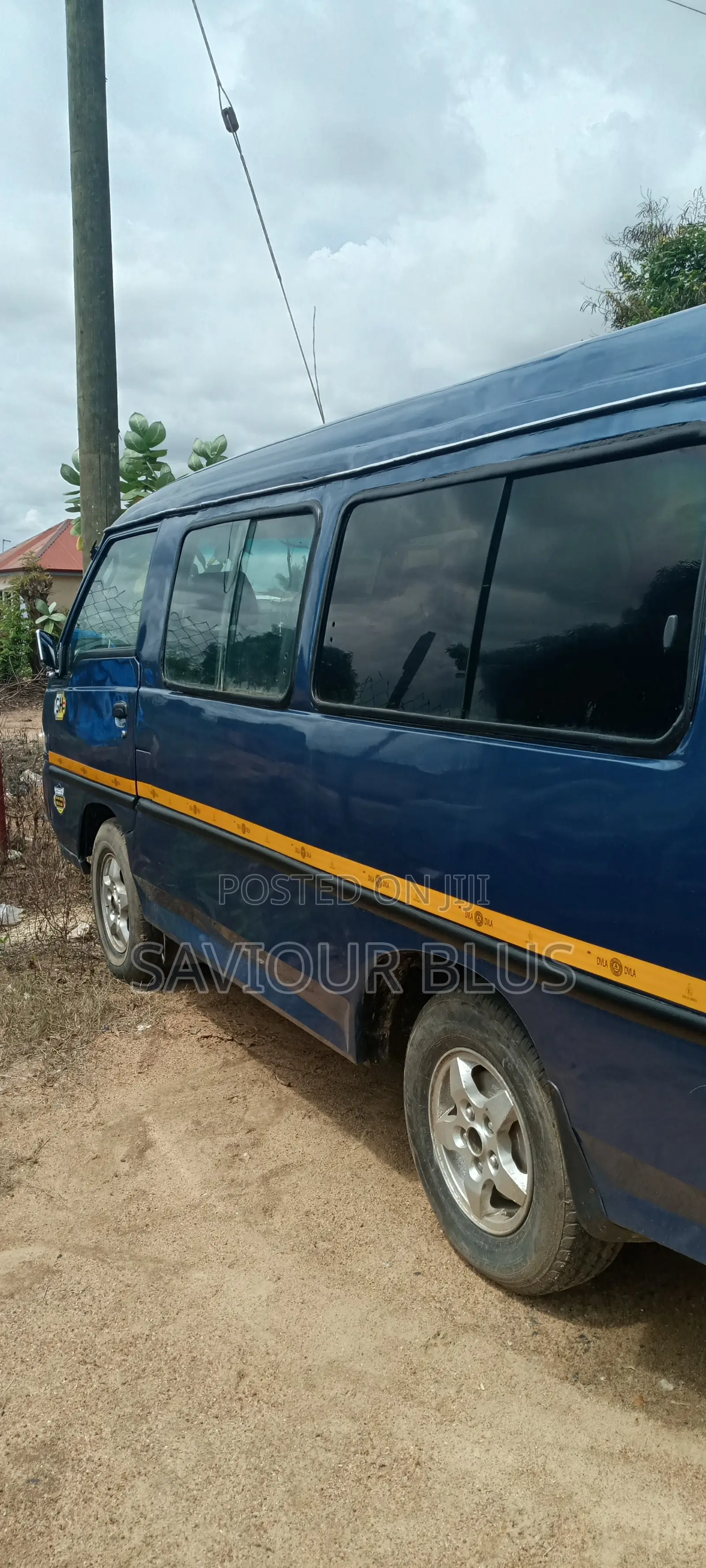 Hyundai H-100 2001 Blue