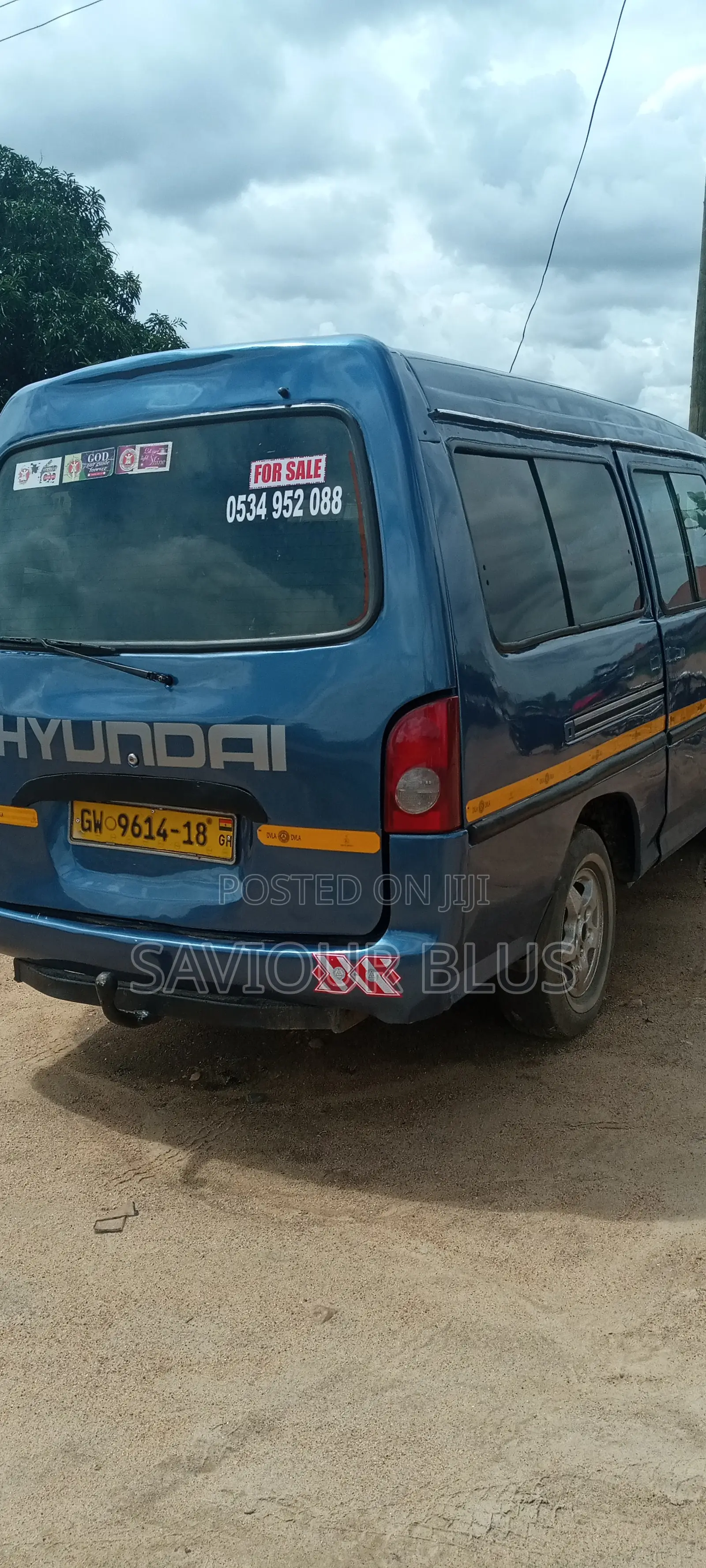 Hyundai H-100 2001 Blue