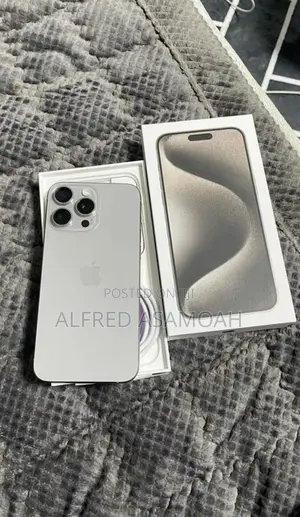 Apple iPhone 15 Pro Max 512 GB Silver