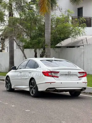 Honda Accord Touring 2.0T 2020 White