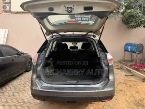 Nissan Rogue SV FWD 2016 Gray