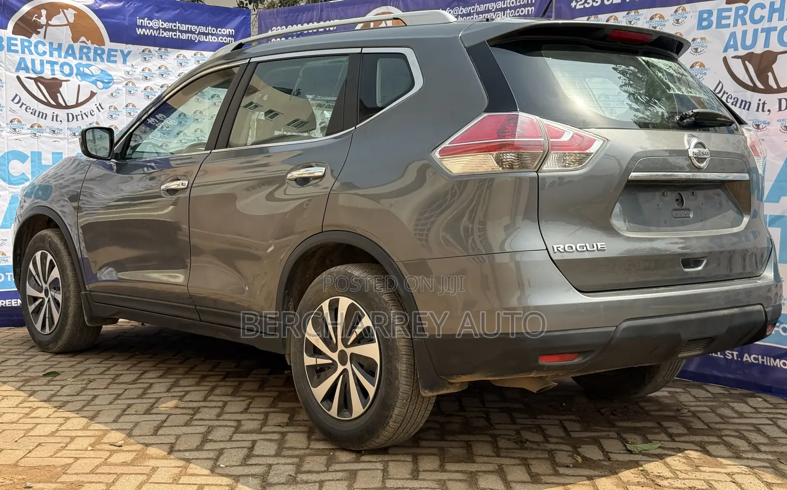 Nissan Rogue SV FWD 2016 Gray