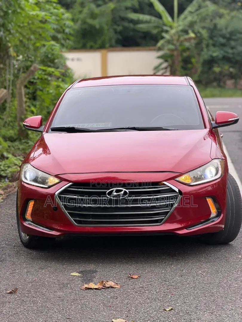 Hyundai Elantra 2017 Red