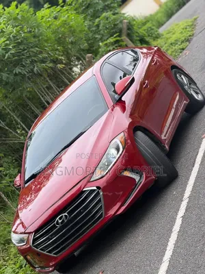Hyundai Elantra 2017 Red