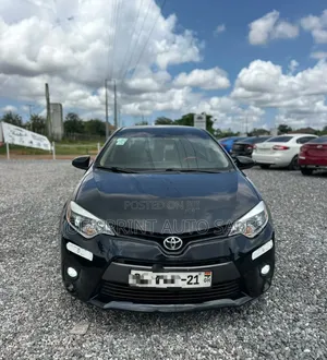 Toyota Corolla 2015 Black