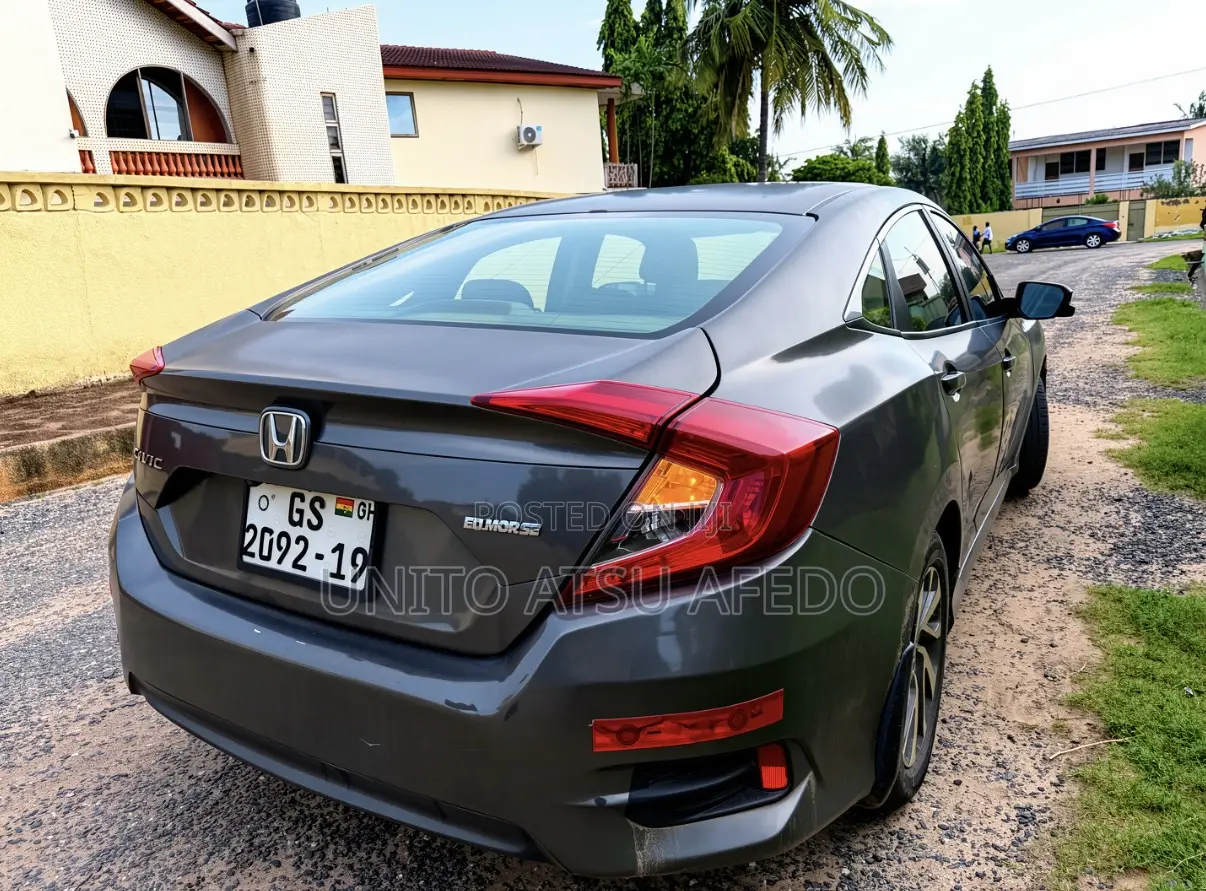 Honda Civic 2016 Gray