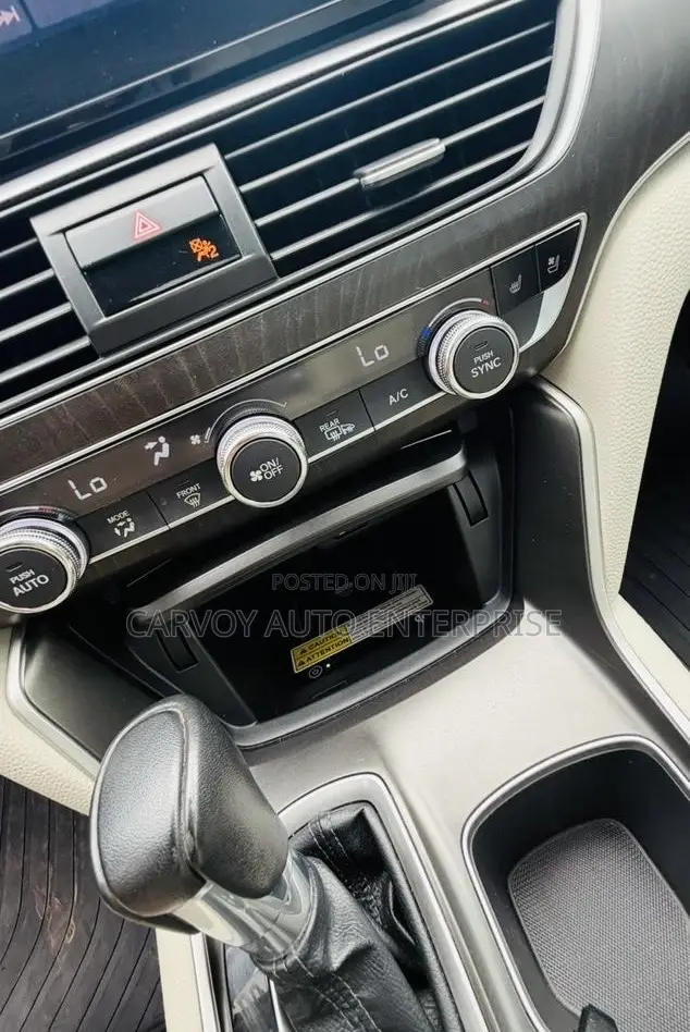 Honda Accord Touring 2018 Blue