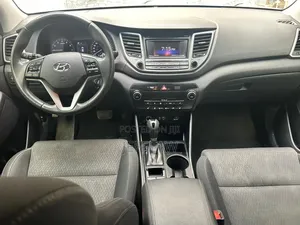 Hyundai Tucson 2016 Blue