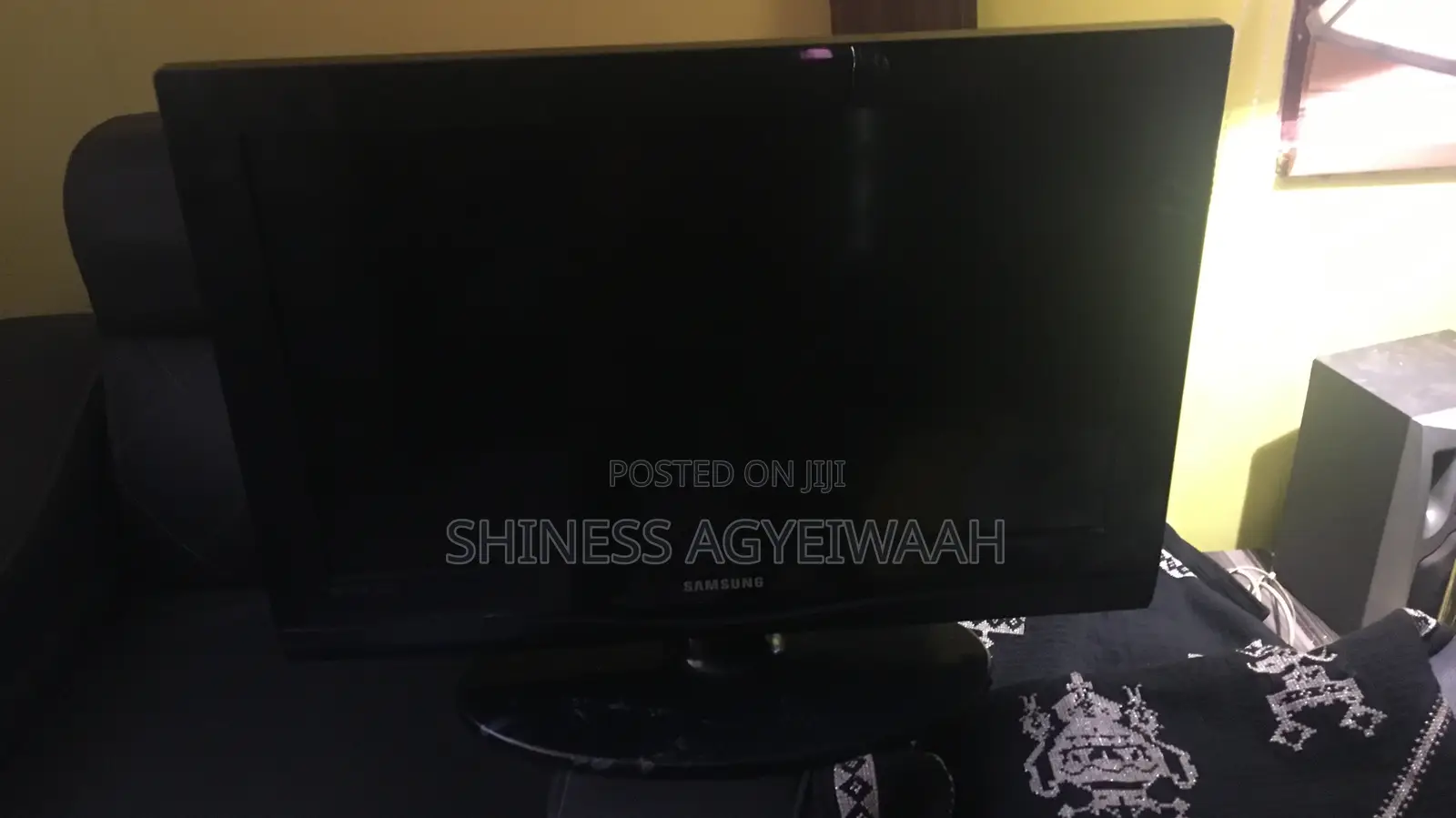 Samsung 32 Inches Tv