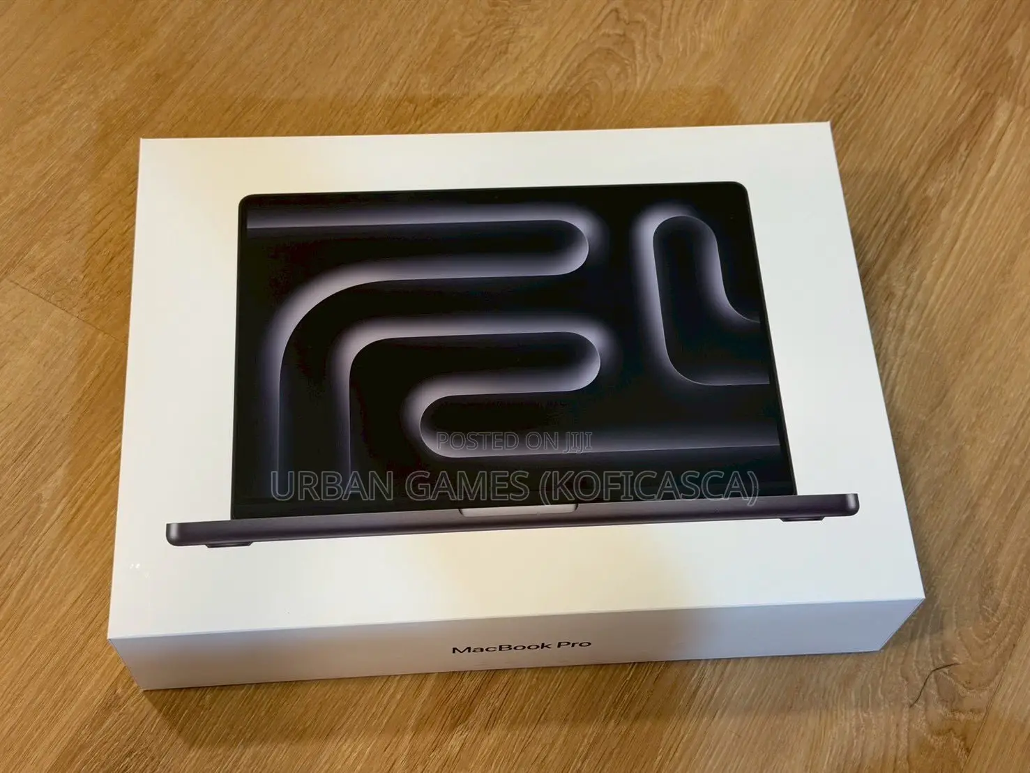 New Laptop Apple MacBook Pro 16GB SSD 512GB