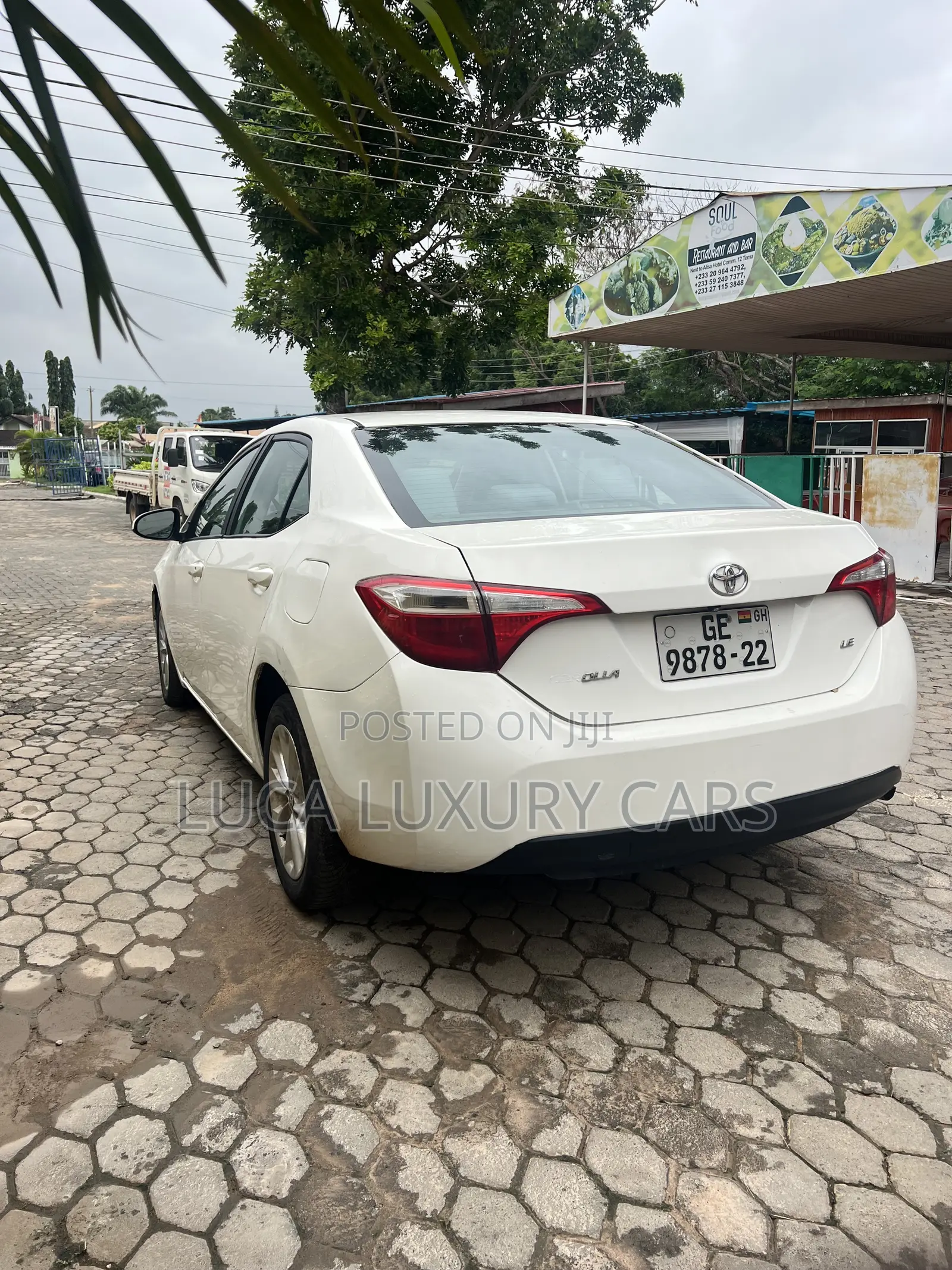Toyota Corolla 2015 White