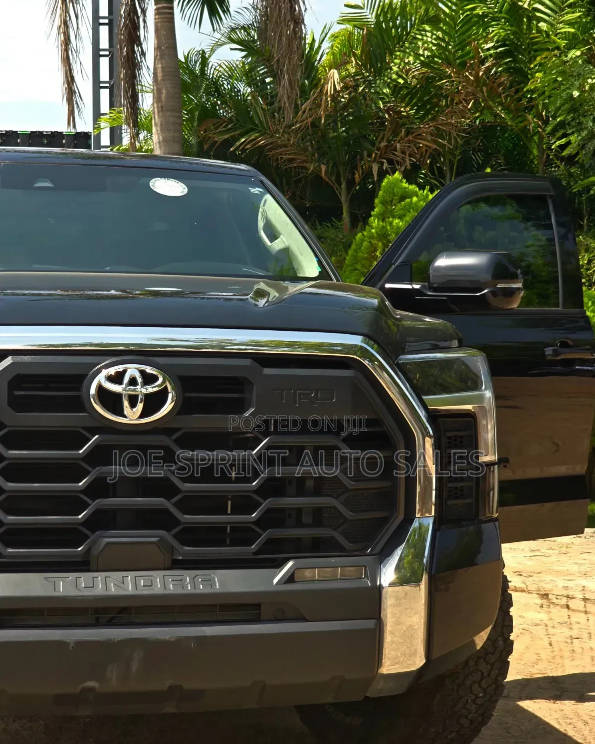 Toyota Tundra 2024 Black