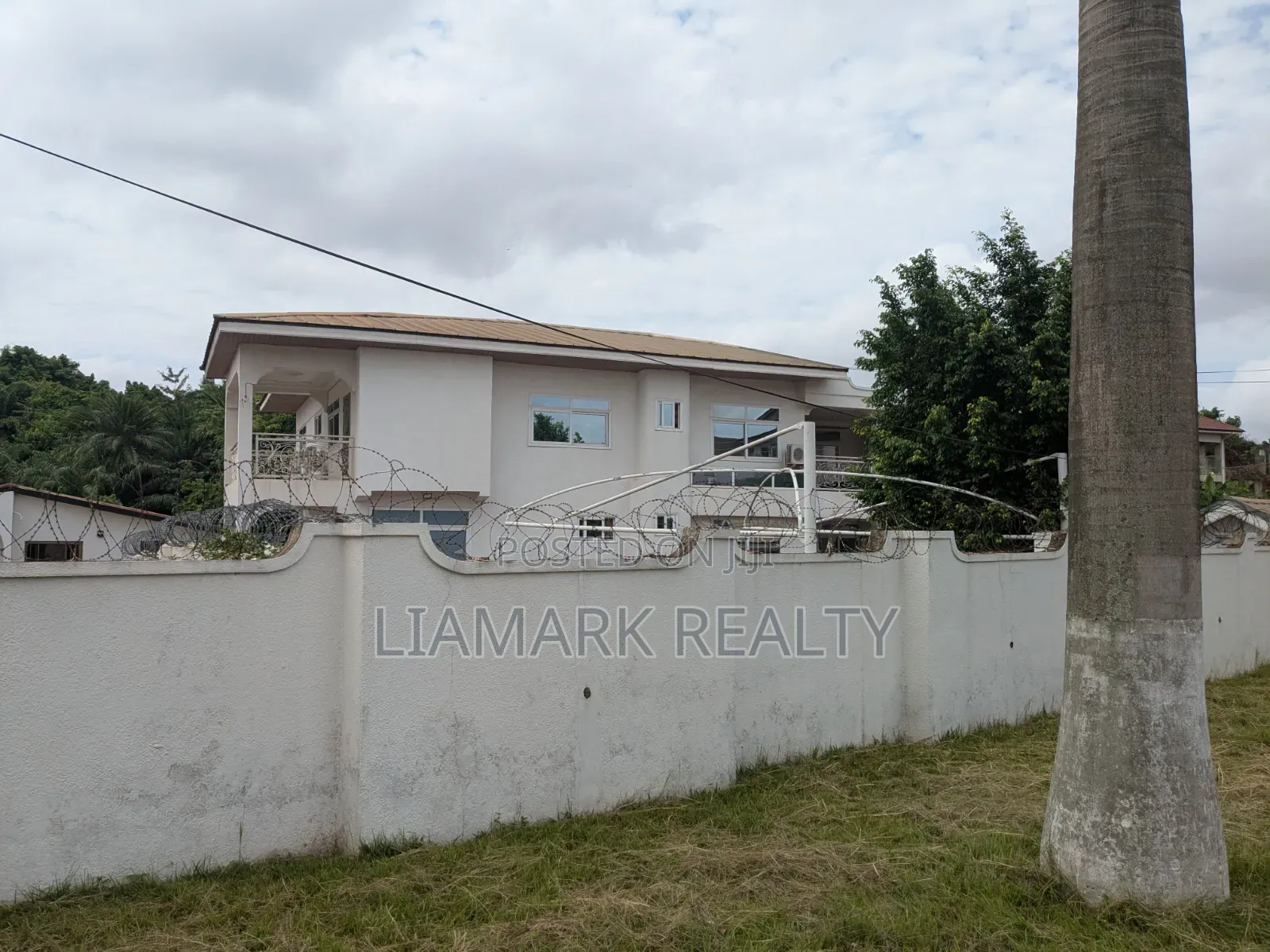 Furnished 6bdrm House in Kumasi Metropolitan for rent