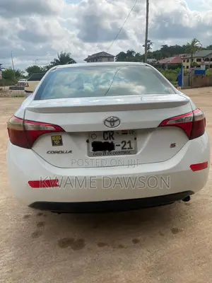Toyota Corolla S 4dr Sedan (1.8L 4cyl CVT) 2015 White