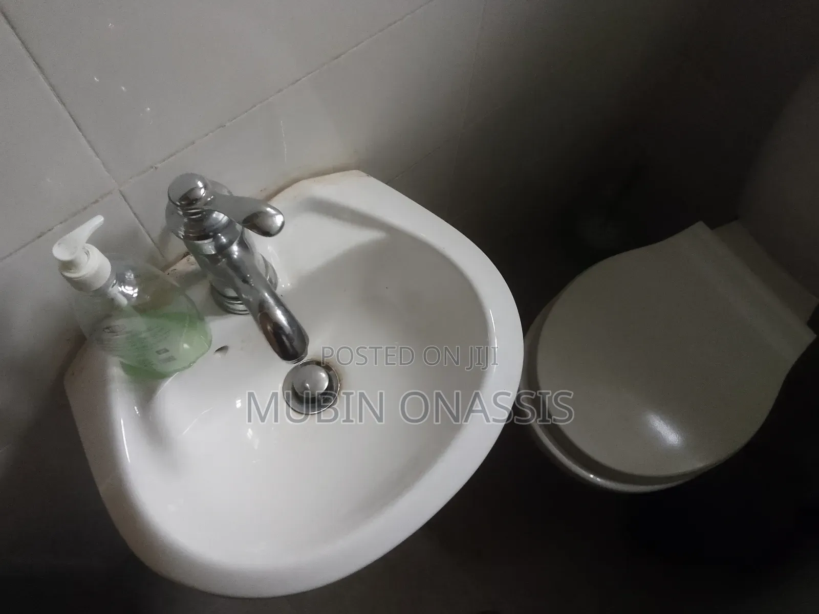 Furnished 1bdrm Apartment in Items Property, School Junction for rent