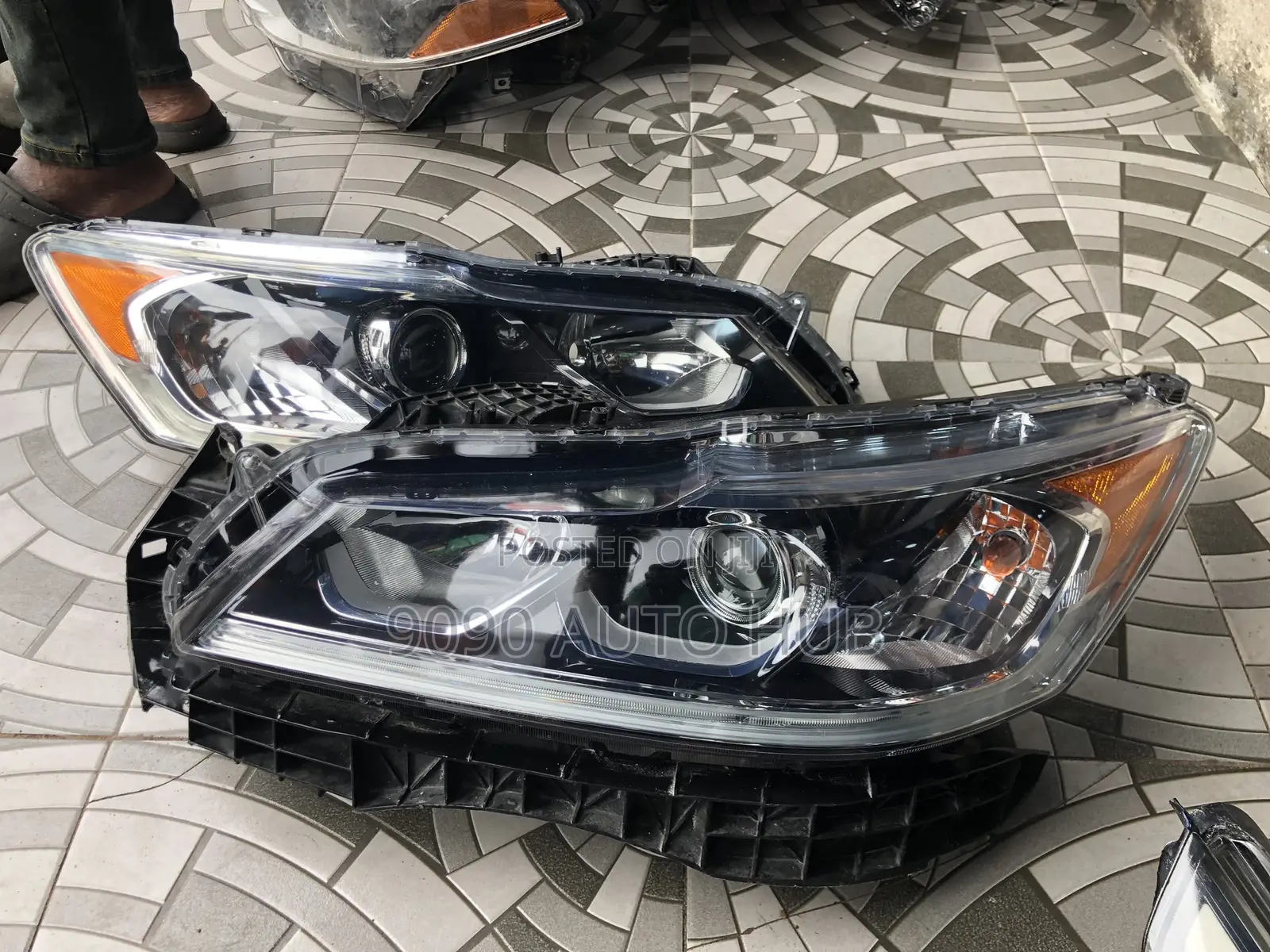 2016,17 Honda Accord Headlight