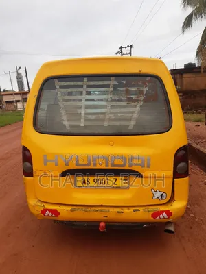 Hyundai H-100 2003 Yellow