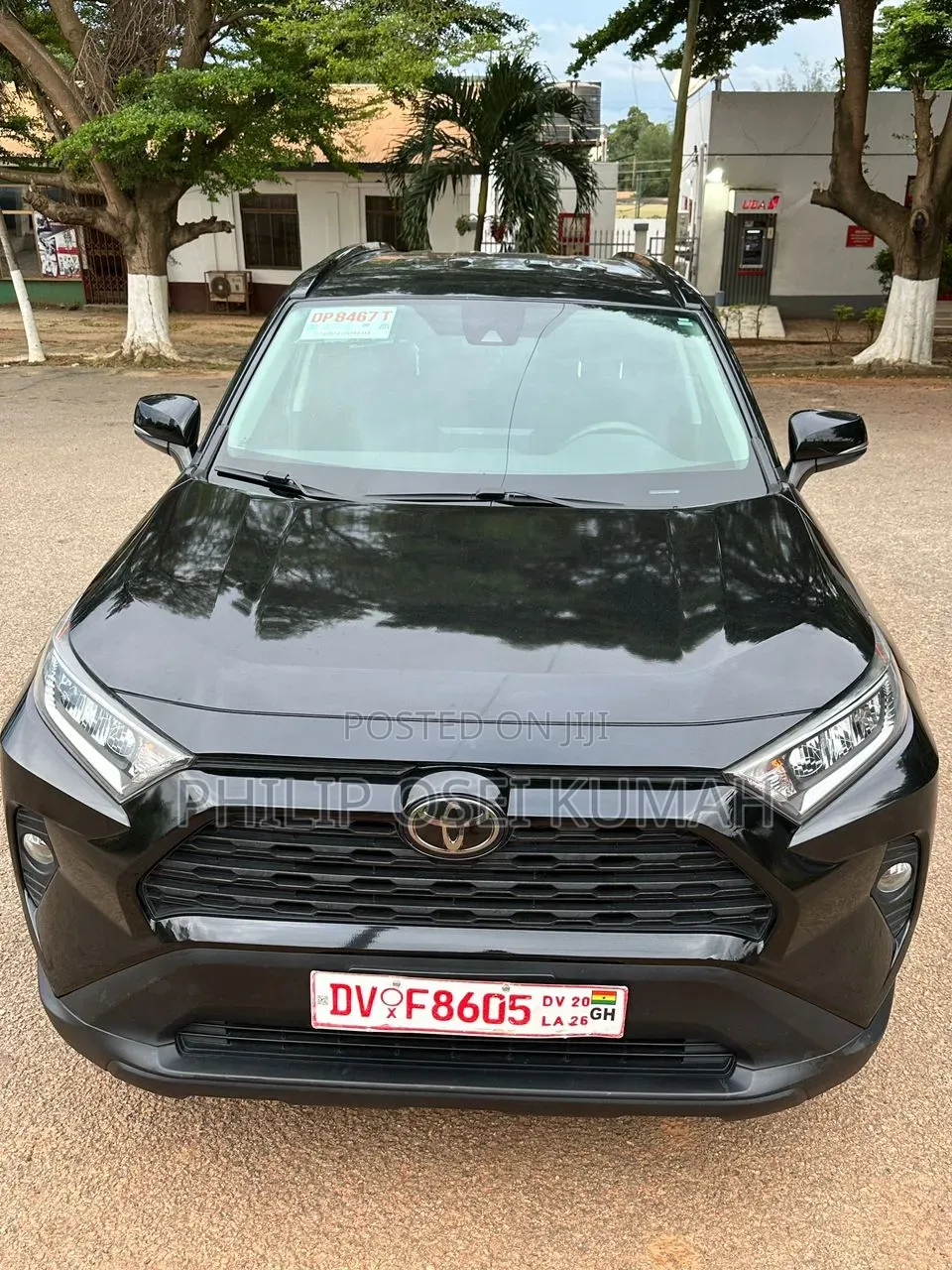 Toyota RAV4 XLE AWD 2020 Black