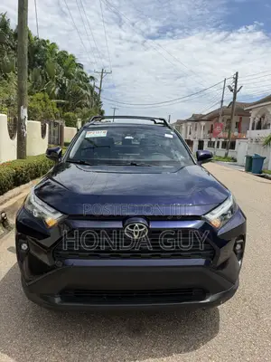 Toyota RAV4 XLE Premium AWD 2023 Blue
