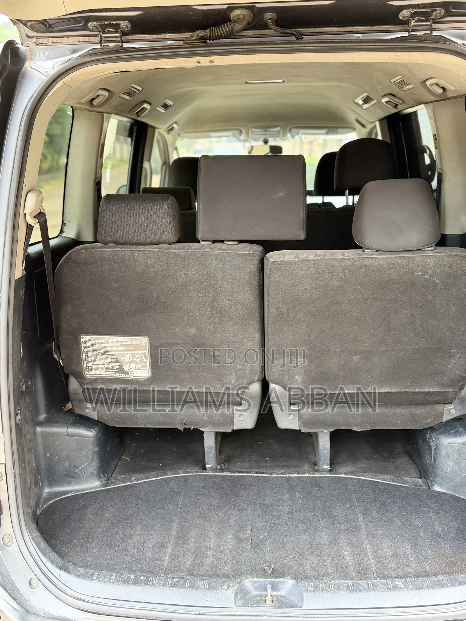 Toyota Voxy 2013 Gray