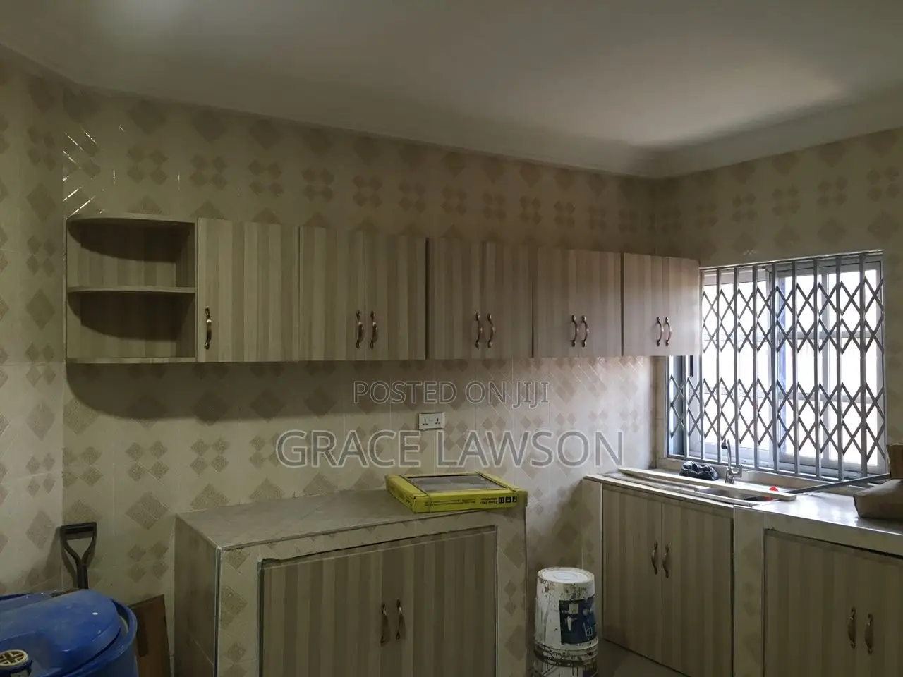 Mini Flat in Grace Has Found Us, Ablekuma for rent