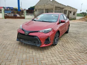 Toyota Corolla L (1.8L 4cyl 2A) 2019 Red