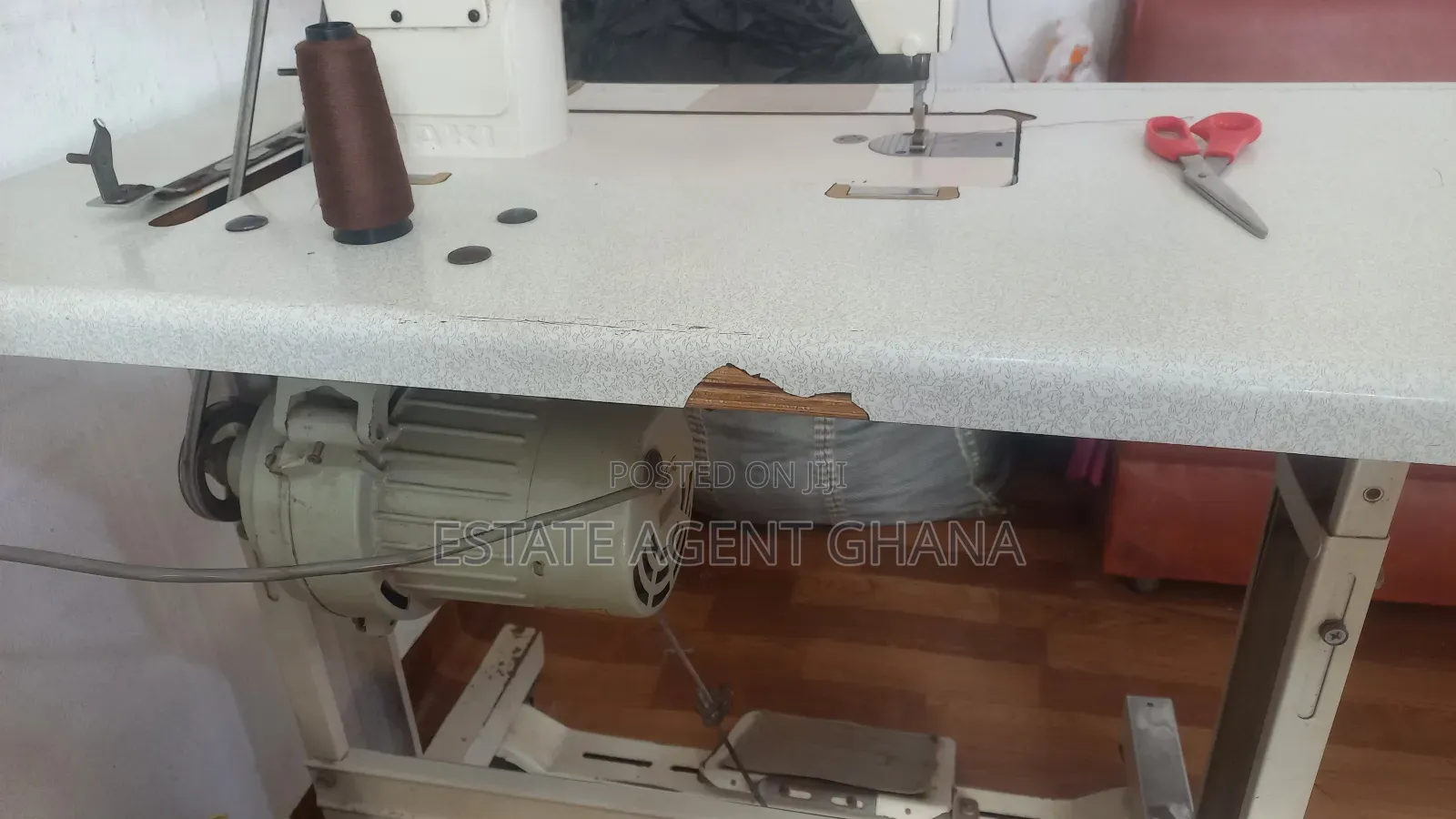 Industrial Sewing Machine