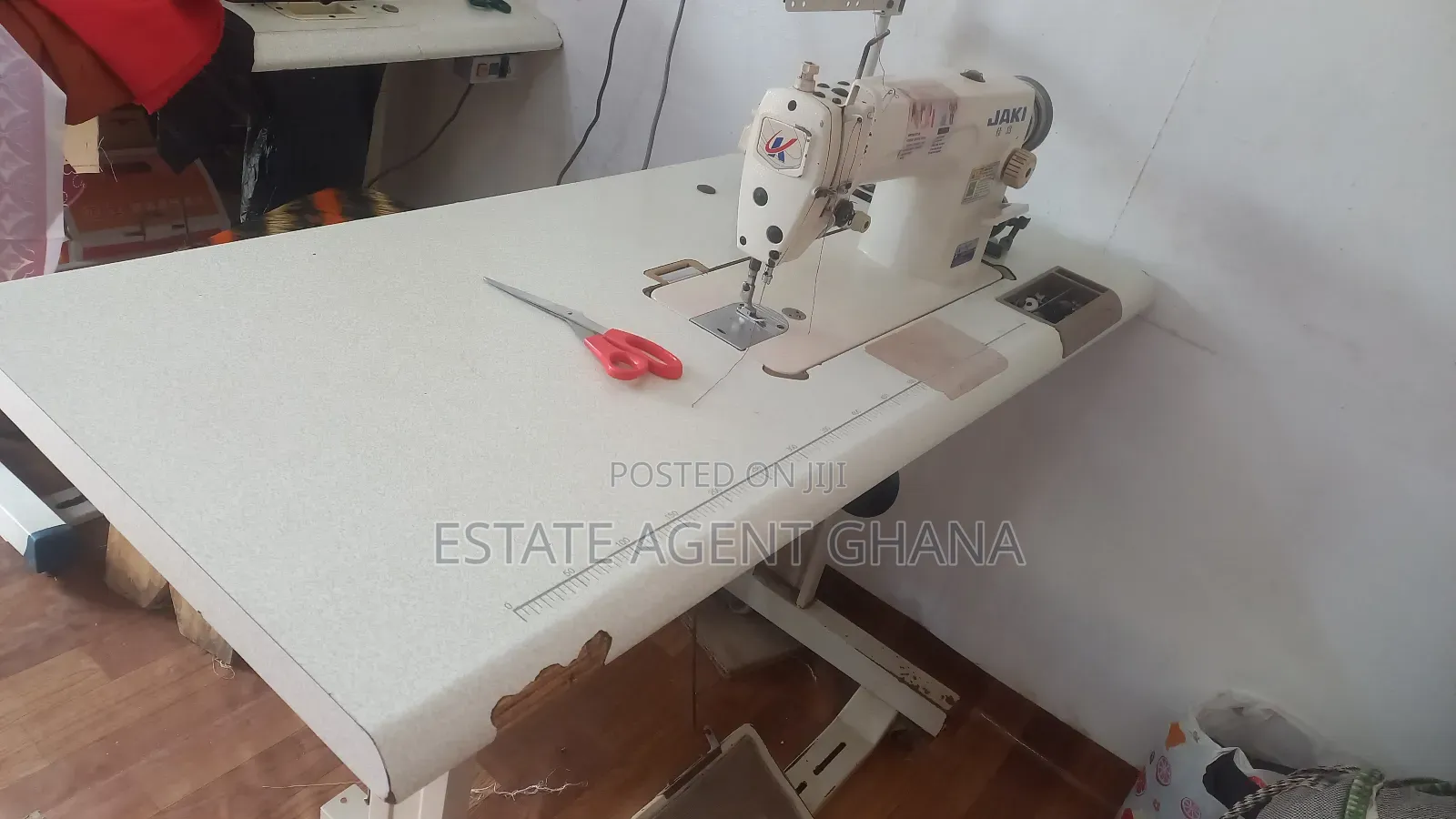 Industrial Sewing Machine