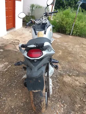 BMW F 650 CS 2010 Silver