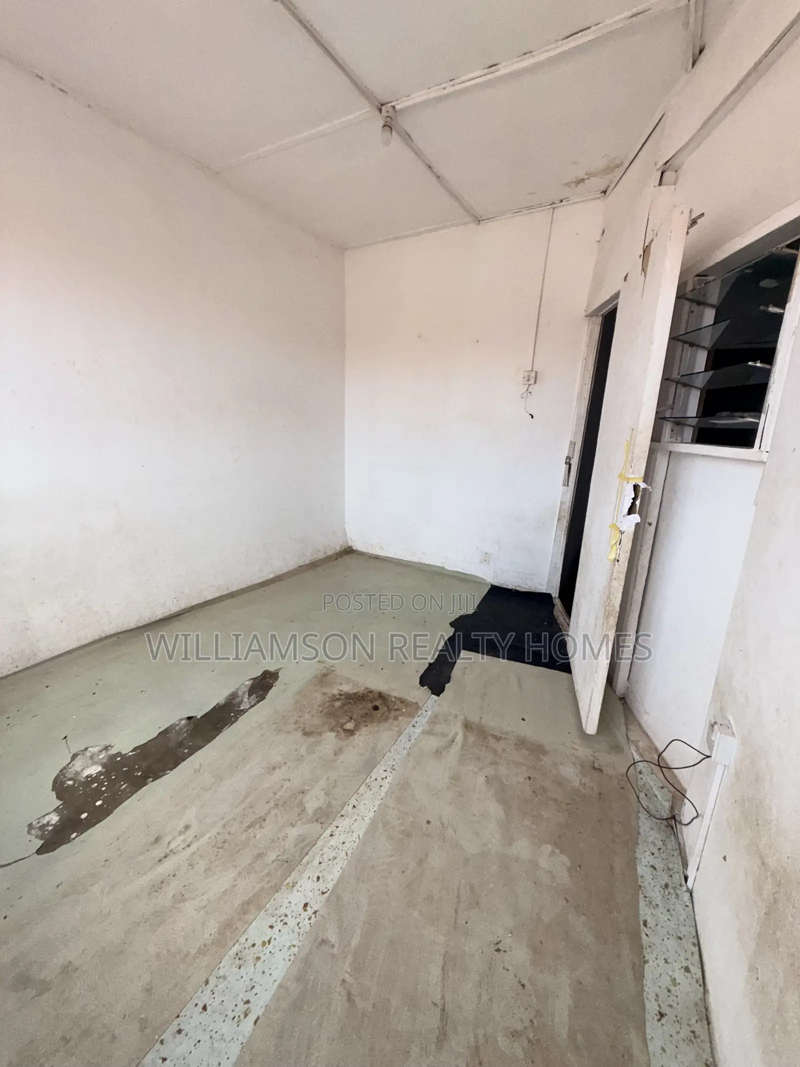 1bdrm Apartment in Community 18 Area, Spintex for rent