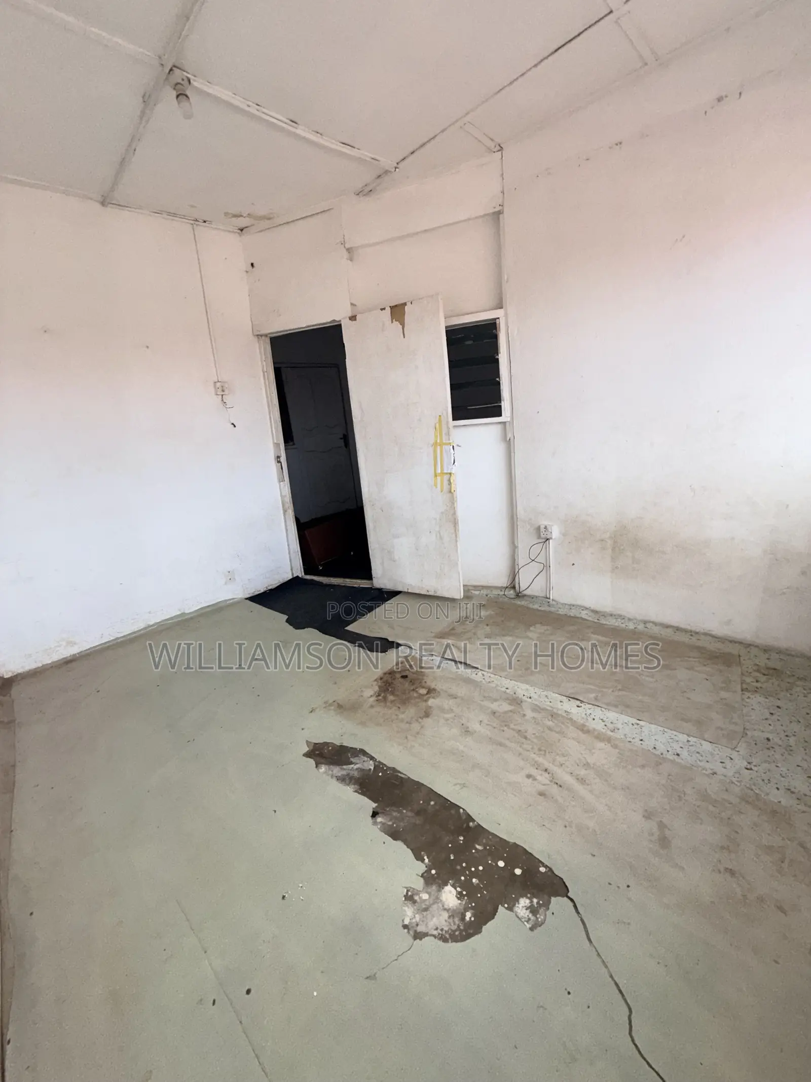 1bdrm Apartment in Community 18 Area, Spintex for rent