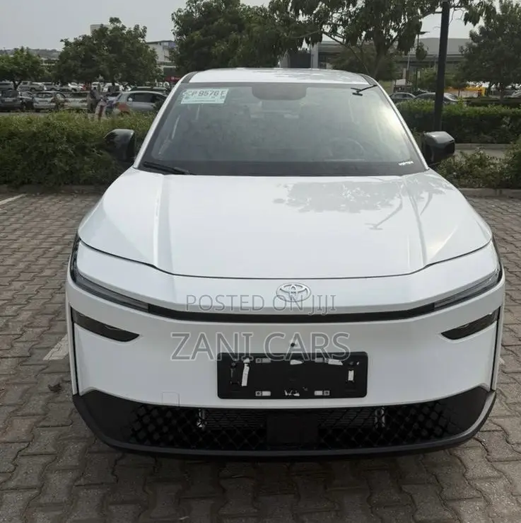 Toyota bZ3 2025 White