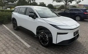 Toyota bZ3 2025 White