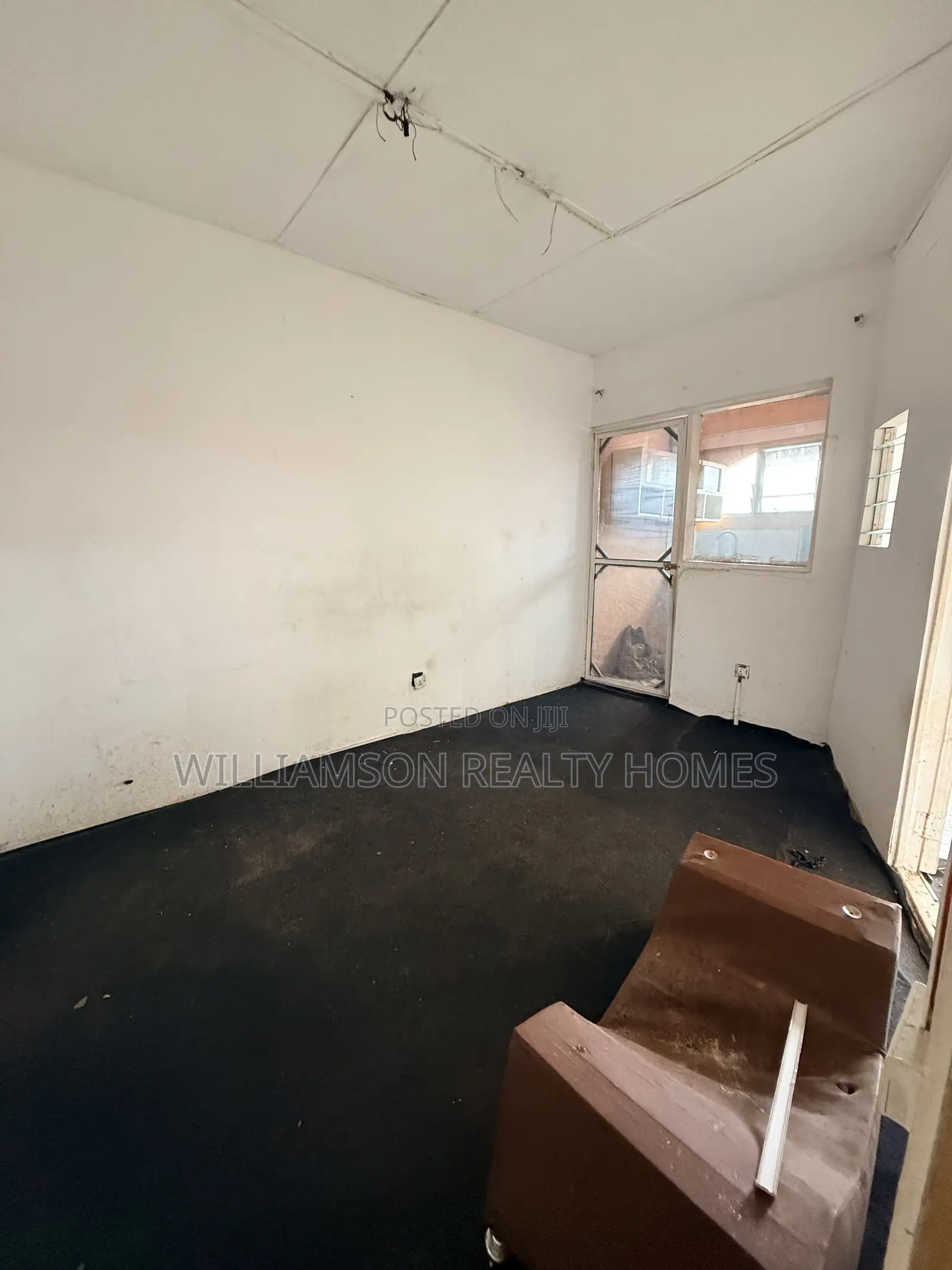 1bdrm Apartment in Community 18 Area, Spintex for rent