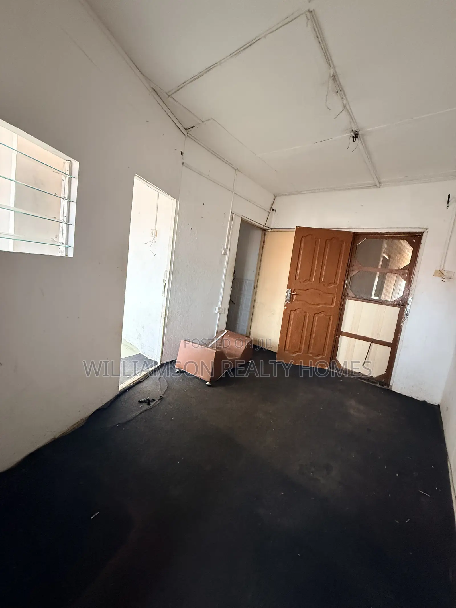 1bdrm Apartment in Community 18 Area, Spintex for rent