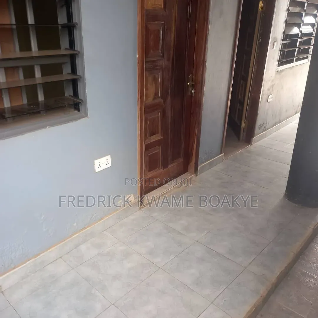 2bdrm Apartment in Brother K Estate, Kumasi Metropolitan for rent