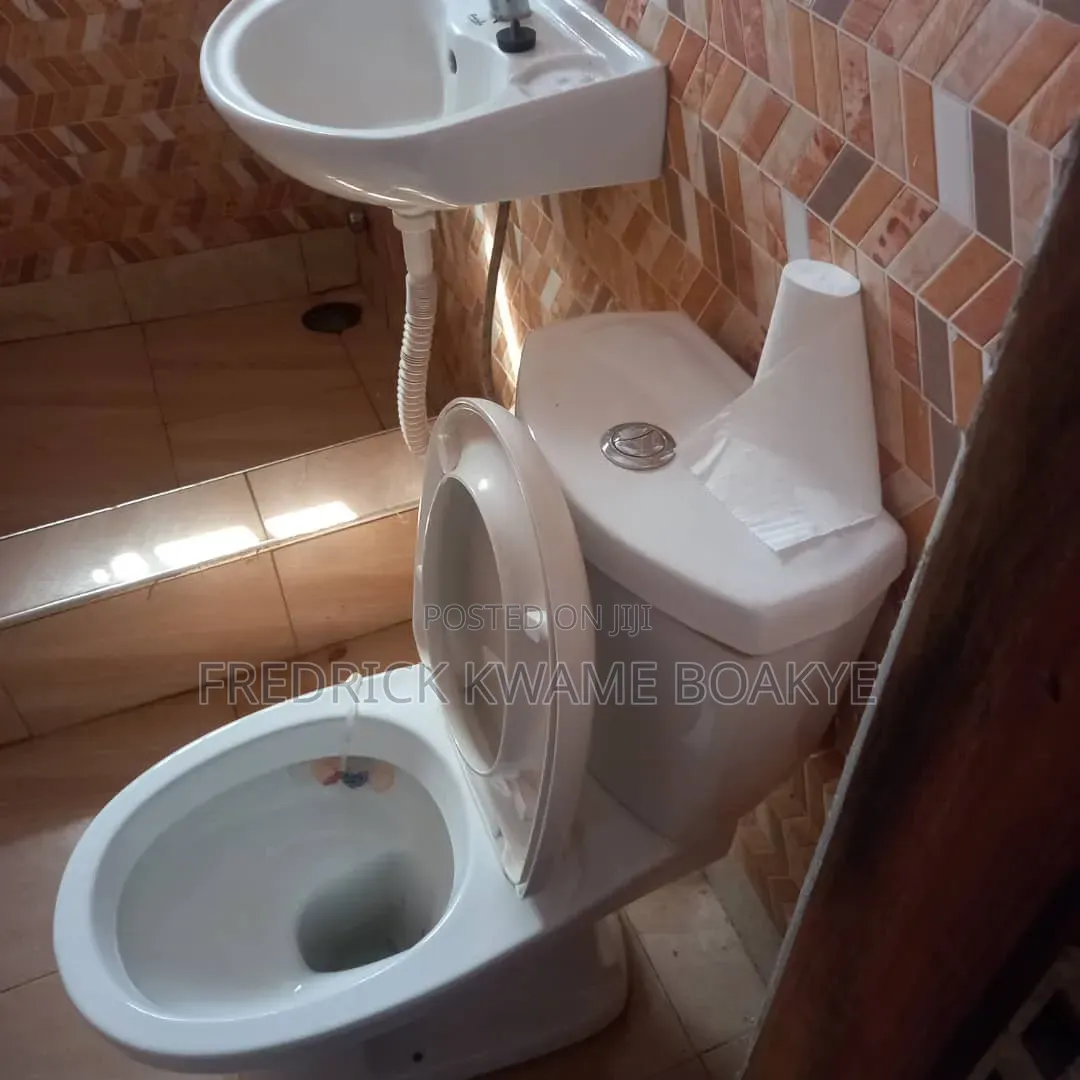 2bdrm Apartment in Brother K Estate, Kumasi Metropolitan for rent