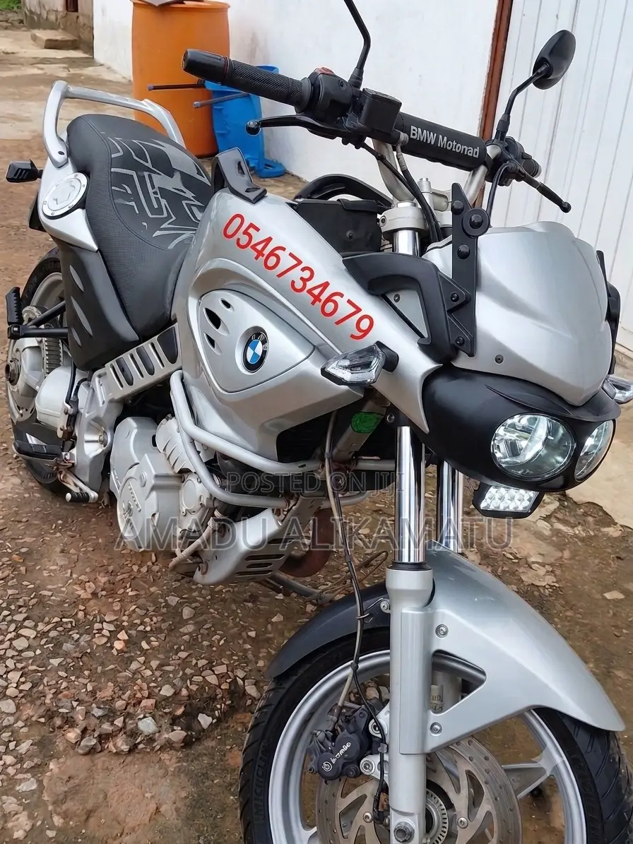 BMW F 650 CS 2010 Silver
