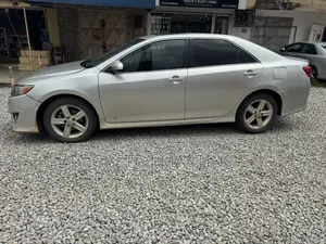 Toyota Camry 2014 Silver