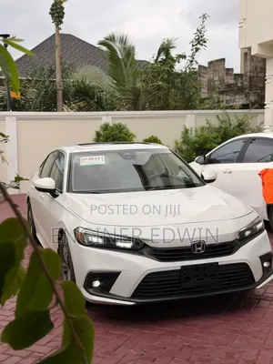 Honda Civic 2022 White