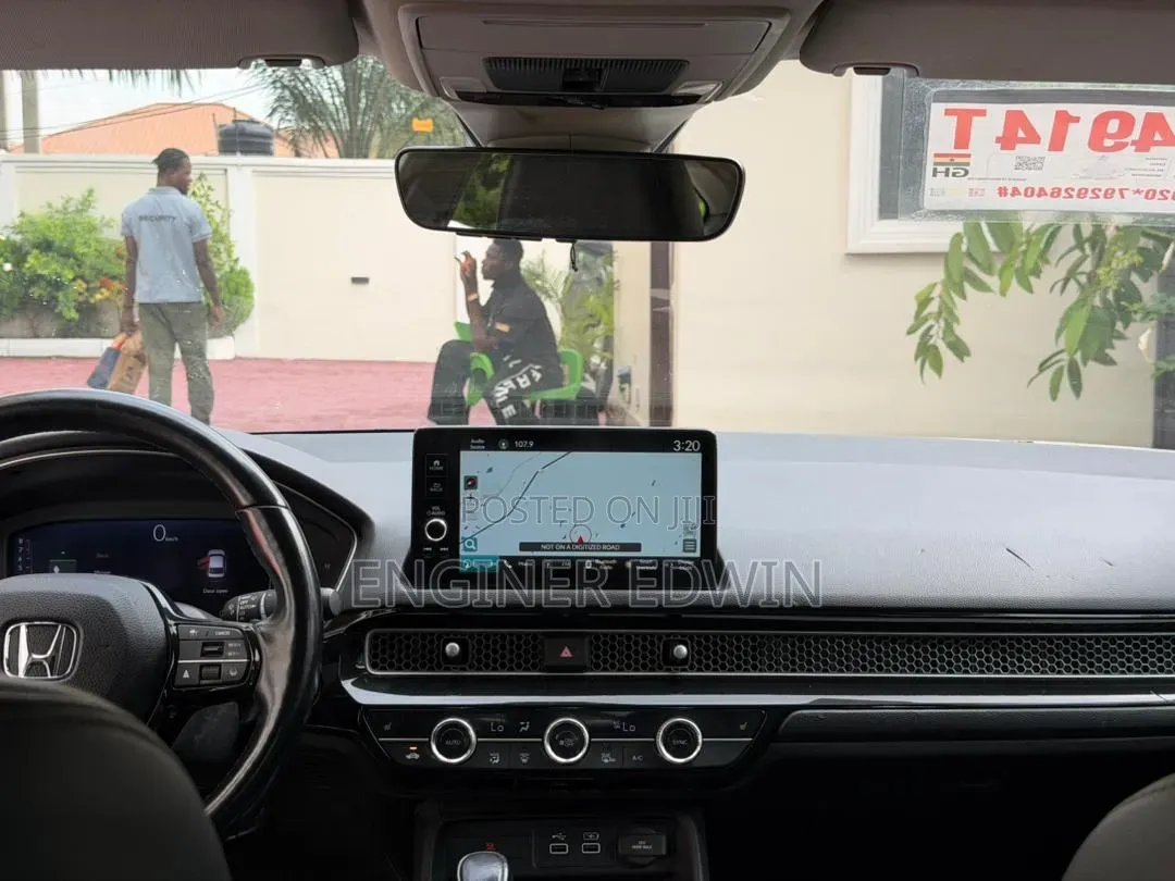 Honda Civic 2022 White