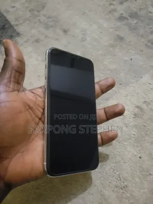 Apple iPhone X 64 GB White