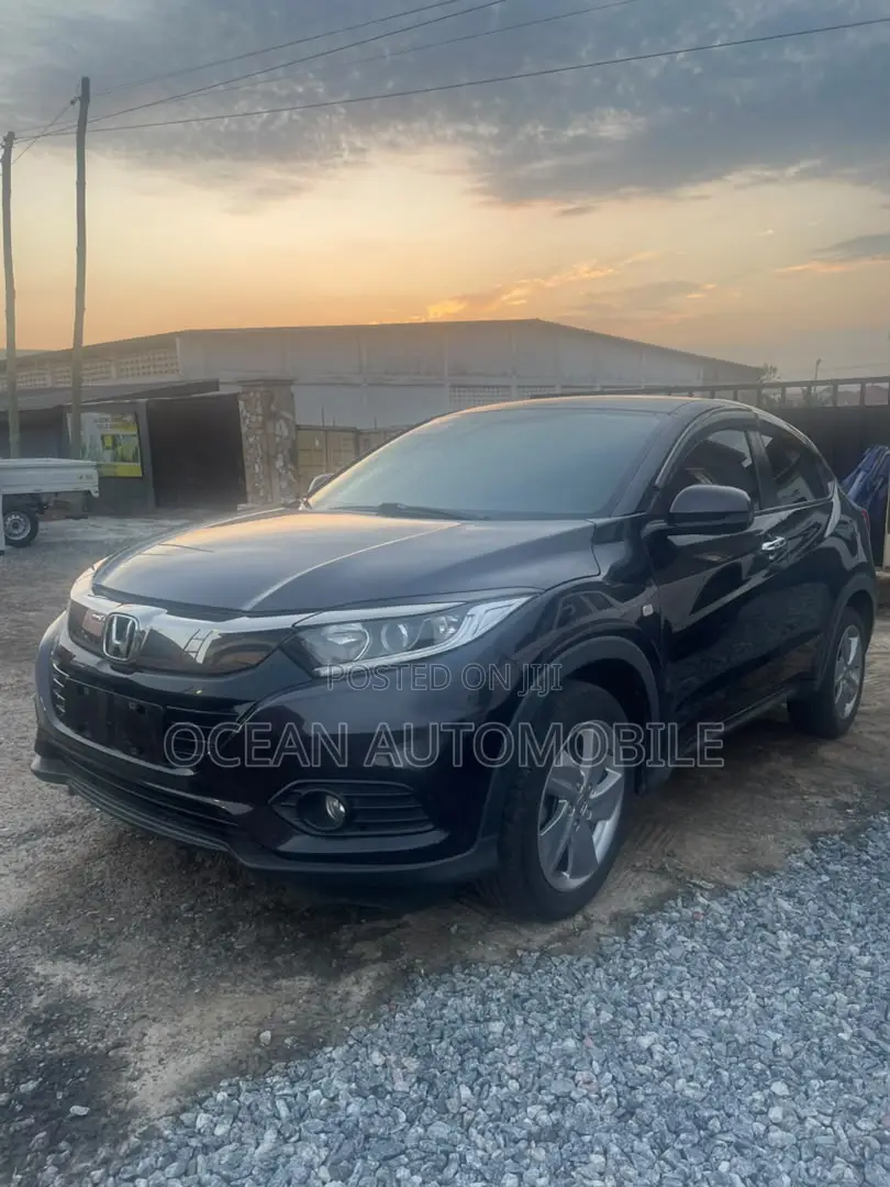 Honda Vezel 1.5 2WD 2020 Black