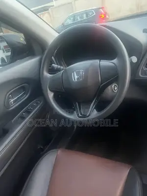 Honda Vezel 1.5 2WD 2020 Black