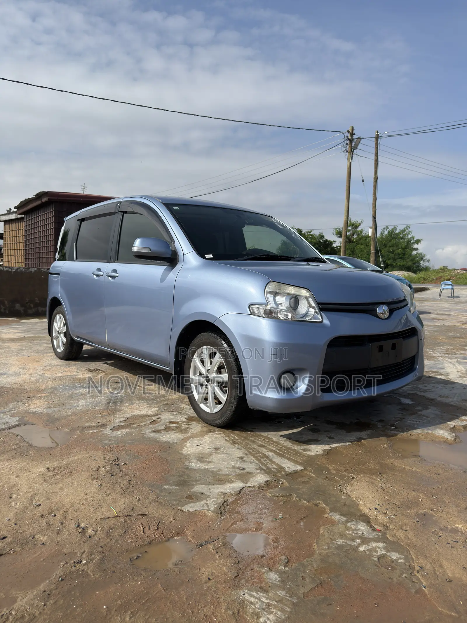 Toyota Sienta 1.5 FWD 2014 Blue