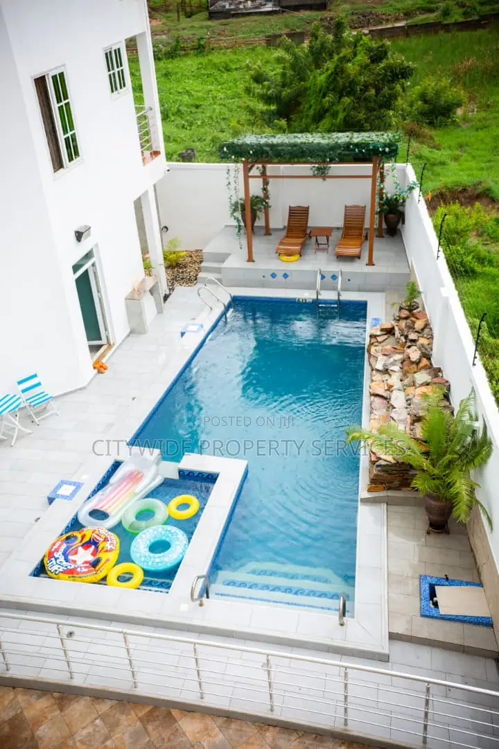 Furnished 2bdrm Apartment in Community 25 for rent
