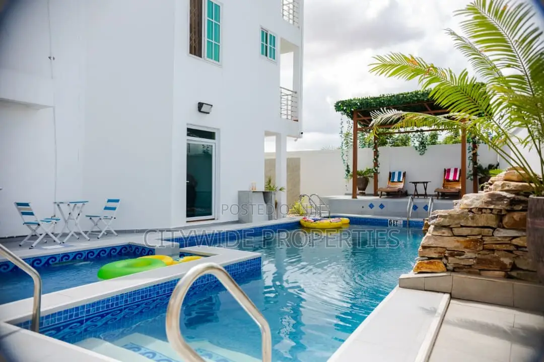 Furnished 2bdrm Apartment in Community 25 for rent